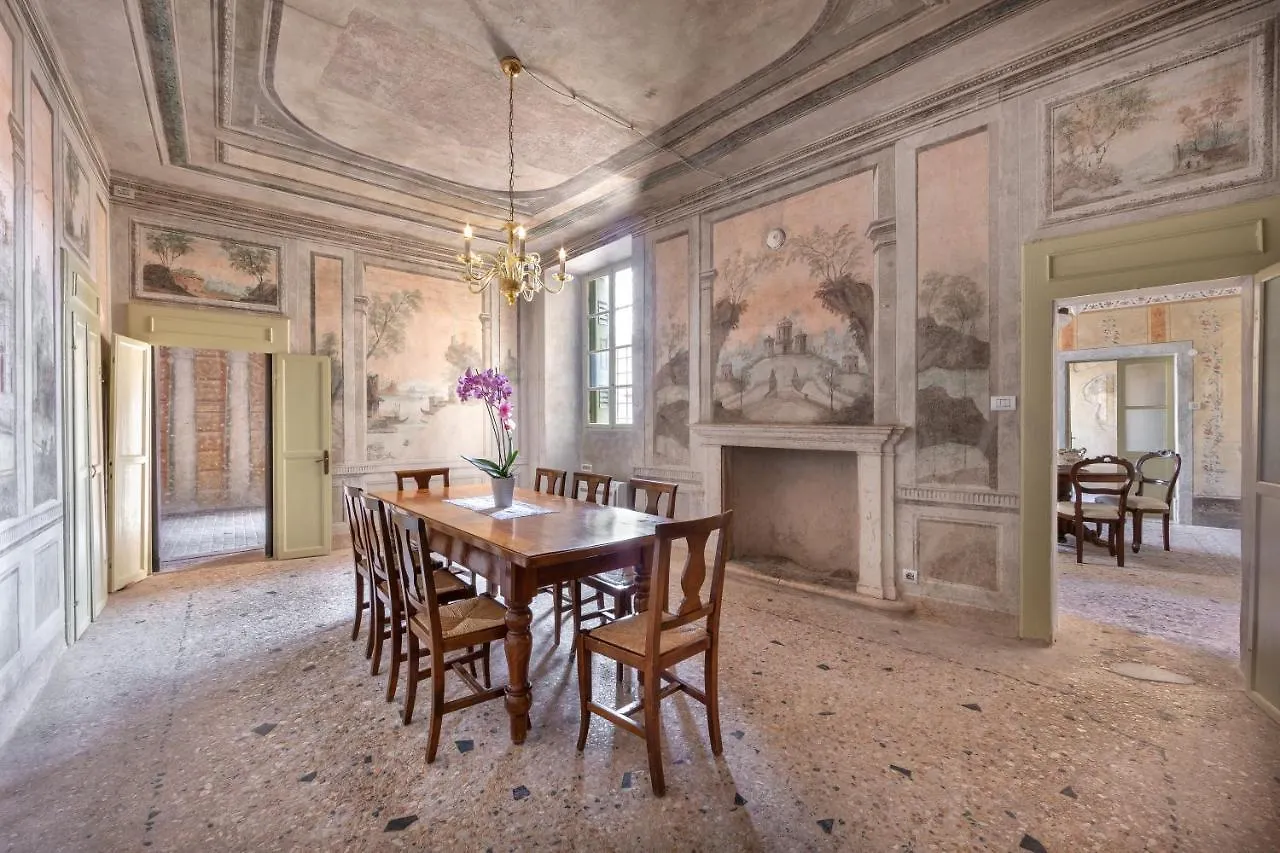 Вилла Palazzo Montanari Art & Wine Relais Фумане